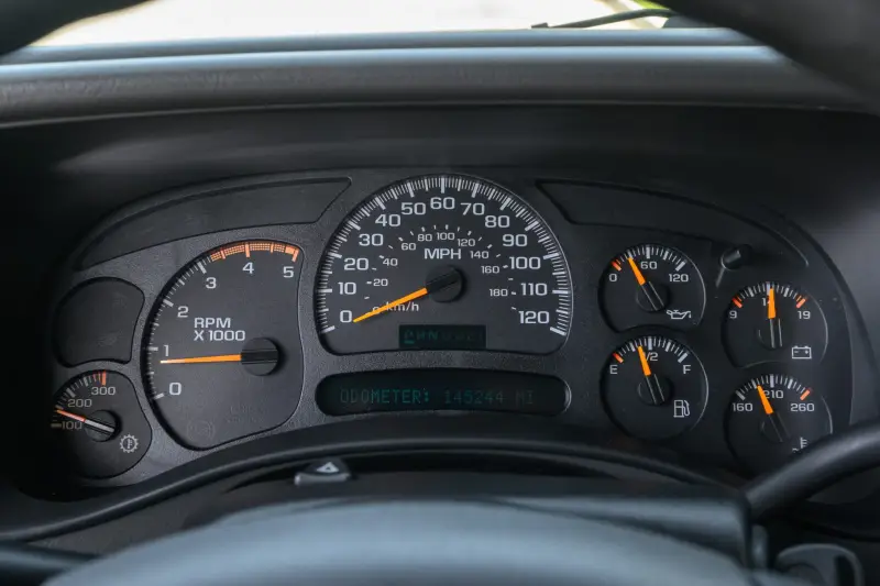 2004 Chevrolet Silverado 2500HD LS Crew Cab Duramax 4×4 photo 151