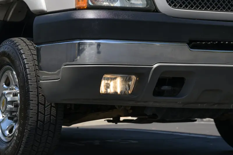 2004 Chevrolet Silverado 2500HD LS Crew Cab Duramax 4×4 photo 49