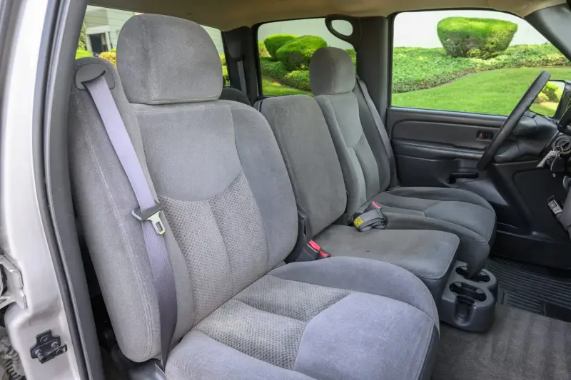 2004 Chevrolet Silverado 2500HD LS Crew Cab Duramax 4×4 photo 185