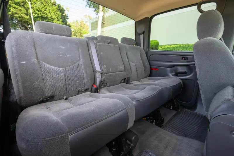 2004 Chevrolet Silverado 2500HD LS Crew Cab Duramax 4×4 photo 200