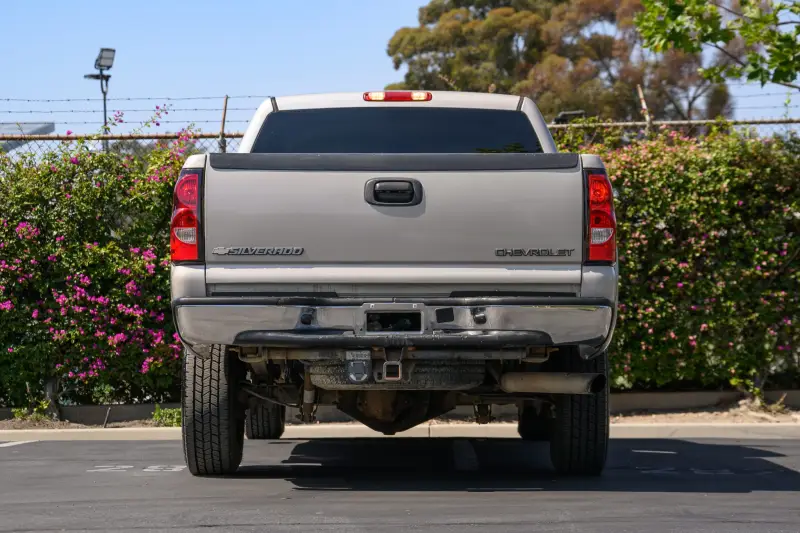 2004 Chevrolet Silverado 2500HD LS Crew Cab Duramax 4×4 photo 102