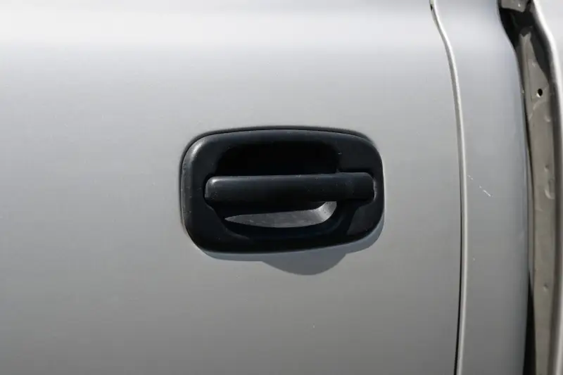 2004 Chevrolet Silverado 2500HD LS Crew Cab Duramax 4×4 photo 25