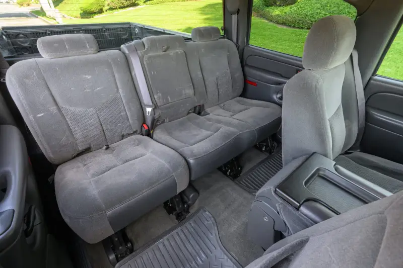 2004 Chevrolet Silverado 2500HD LS Crew Cab Duramax 4×4 photo 199