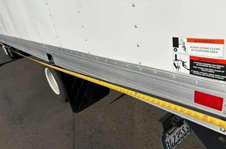 2023 Isuzu NPR HD photo 62