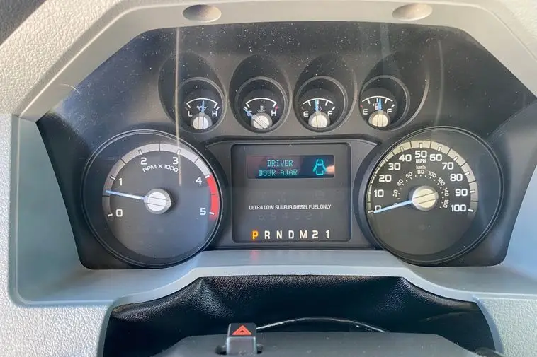 2016 Ford F650 Super Duty photo 14