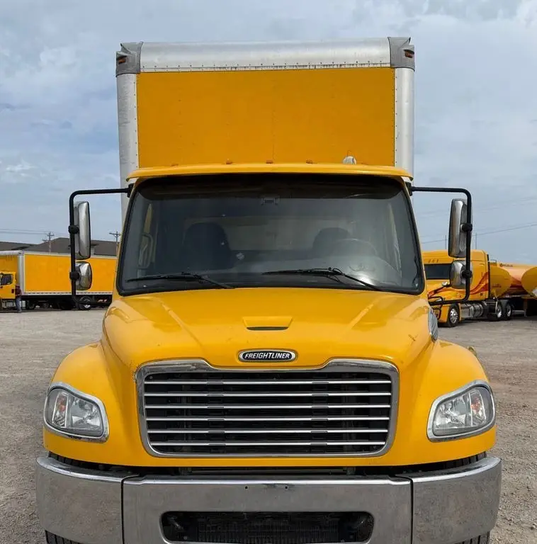 2017 Freightliner Business Class M2 photo 2