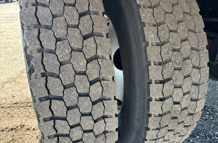 2016 Ford F650 Super Duty photo 75