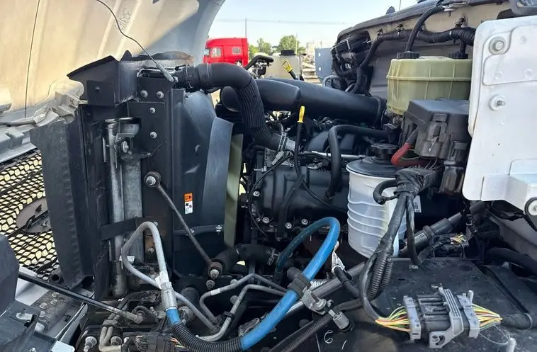 2016 Ford F650 Super Duty photo 49
