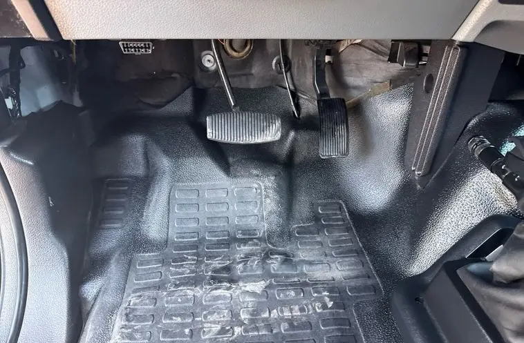 2016 Ford F650 Super Duty photo 38