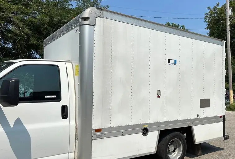 2015 Chevrolet Express photo 10
