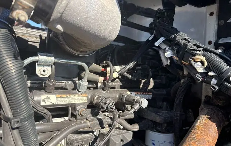 2006 Peterbilt 335 photo 57