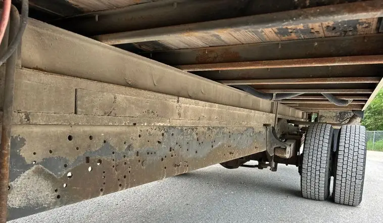 2005 Ford E450 Super Duty photo 95
