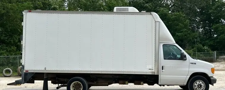 2005 Ford E450 Super Duty photo 4