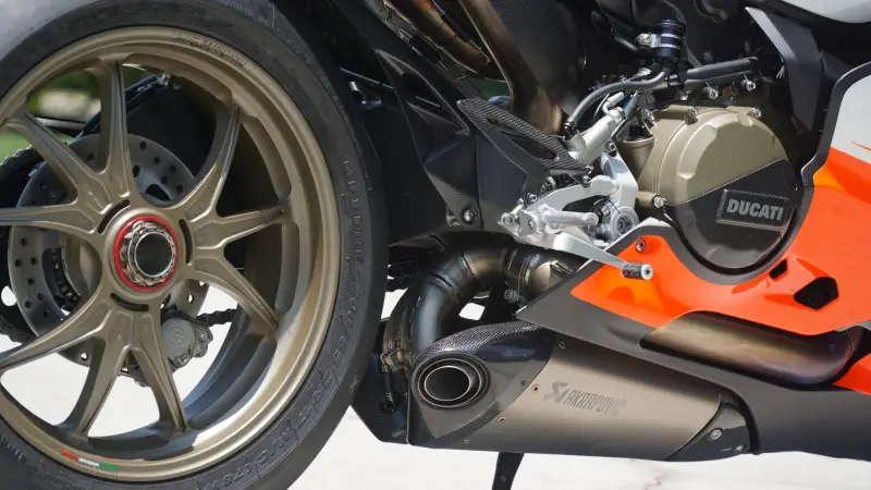 2014 Ducati 1199 Superleggera photo 33