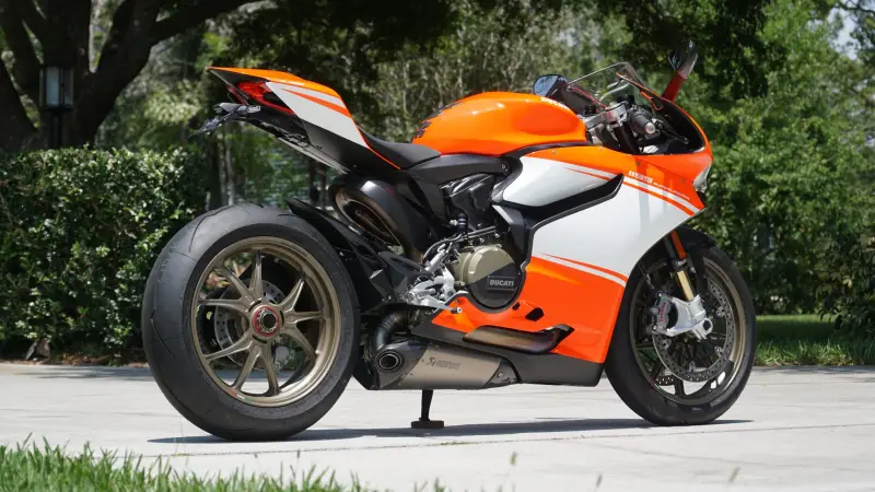 2014 Ducati 1199 Superleggera photo 44