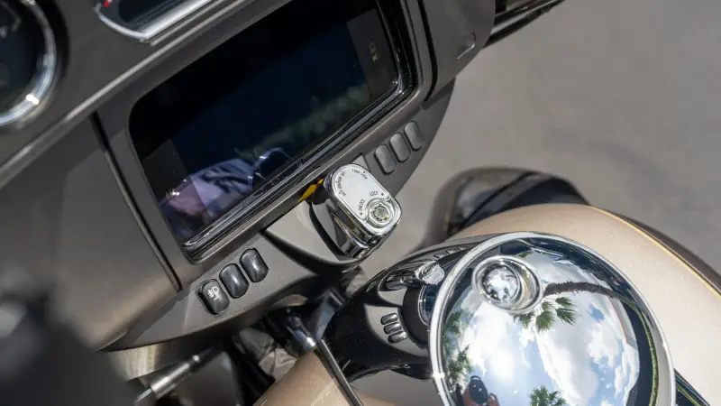 2023 Harley-Davidson Tri Glide Ultra photo 25