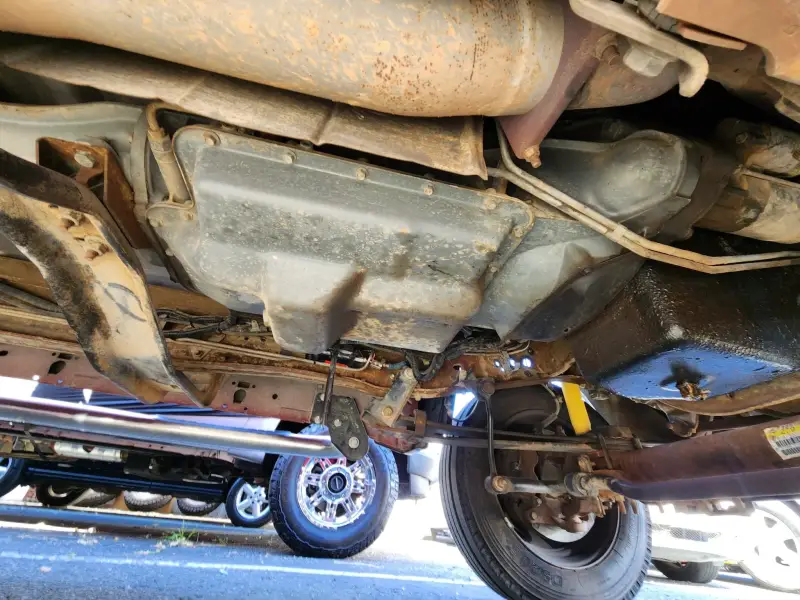 1999 Ford F-450 Super Duty Lariat Crew Cab photo 48