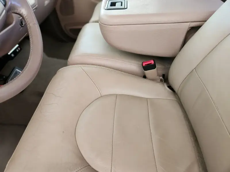 1999 Ford F-450 Super Duty Lariat Crew Cab photo 30