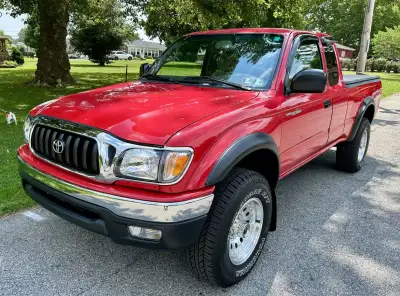 2004 Toyota Tacoma SR5 XtraCab TRD
