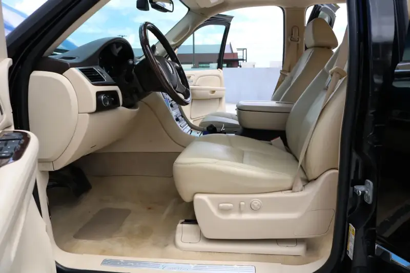 2007 Cadillac Escalade photo 29