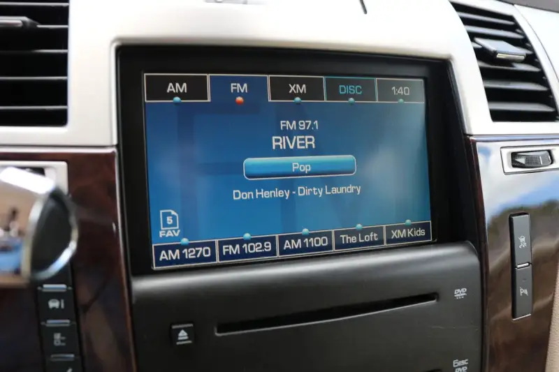 2007 Cadillac Escalade photo 37