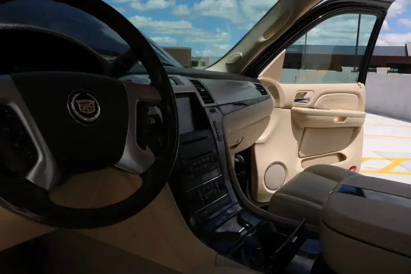 2007 Cadillac Escalade photo 35