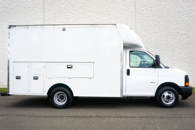 2008 Chevrolet Express G3500 photo 7