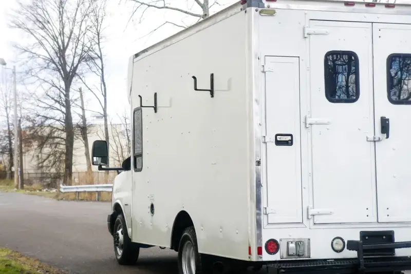 2008 Chevrolet Express G3500 photo 11