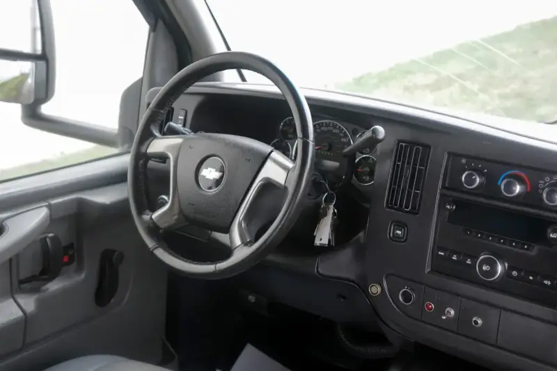 2008 Chevrolet Express G3500 photo 29