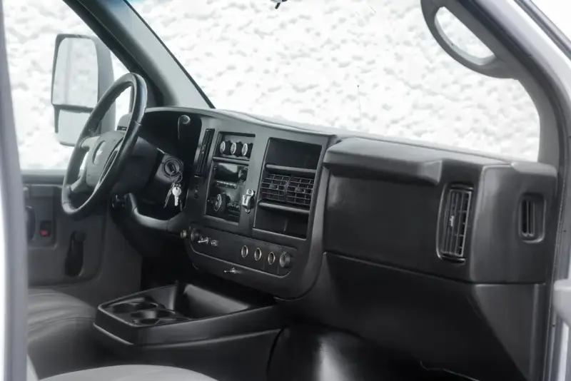 2008 Chevrolet Express G3500 photo 28