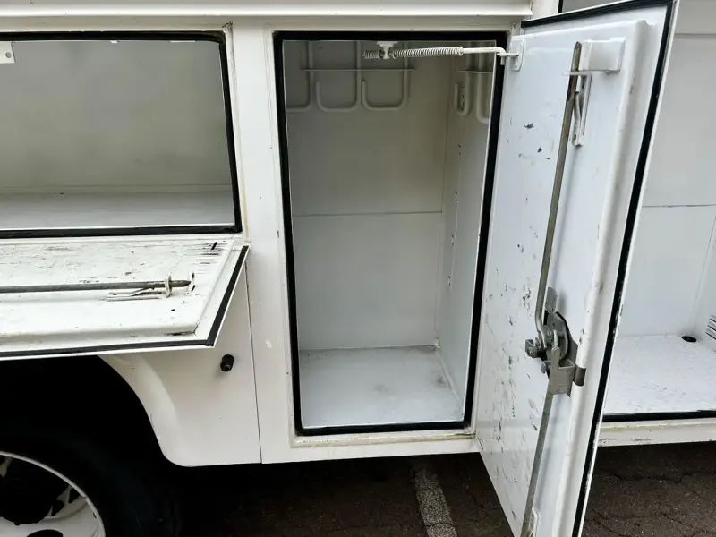 2009 Ford F-450 Super Duty XL photo 26