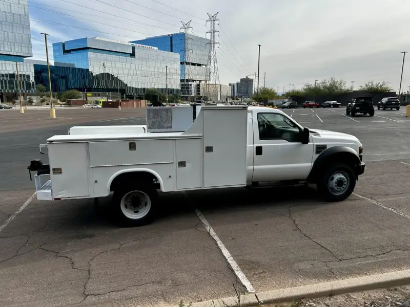 2009 Ford F-450 Super Duty XL photo 5