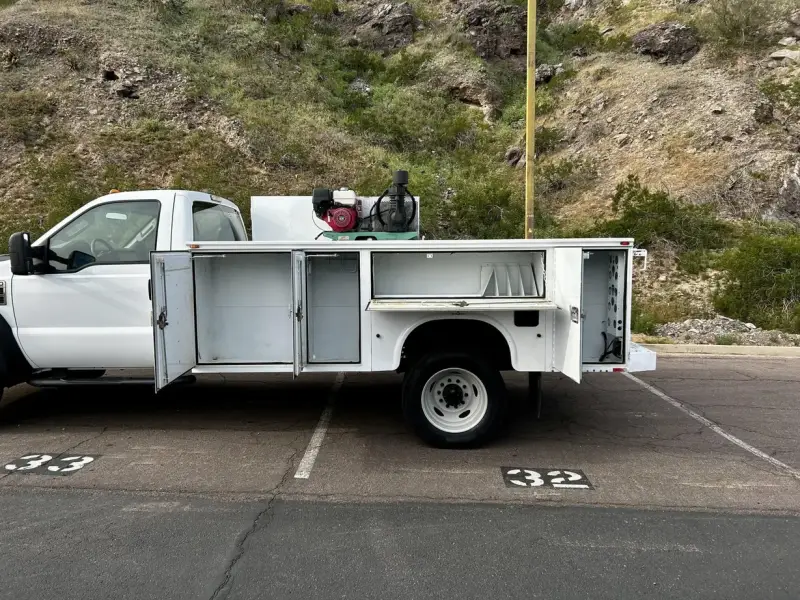 2009 Ford F-450 Super Duty XL photo 22