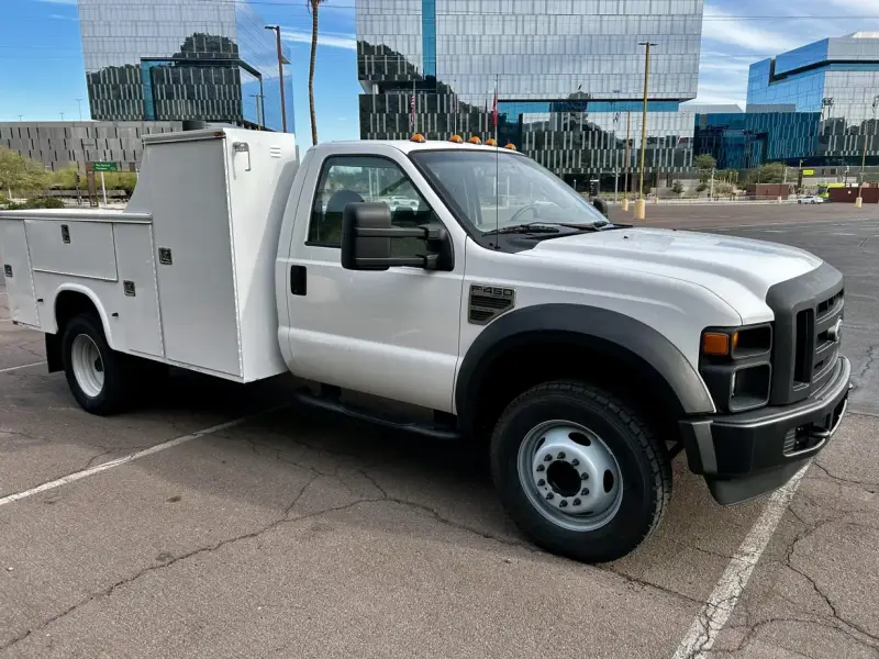2009 Ford F-450 Super Duty XL photo 4