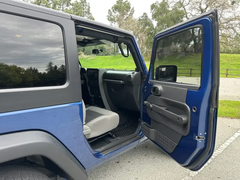 2009 Jeep Wrangler X photo 47