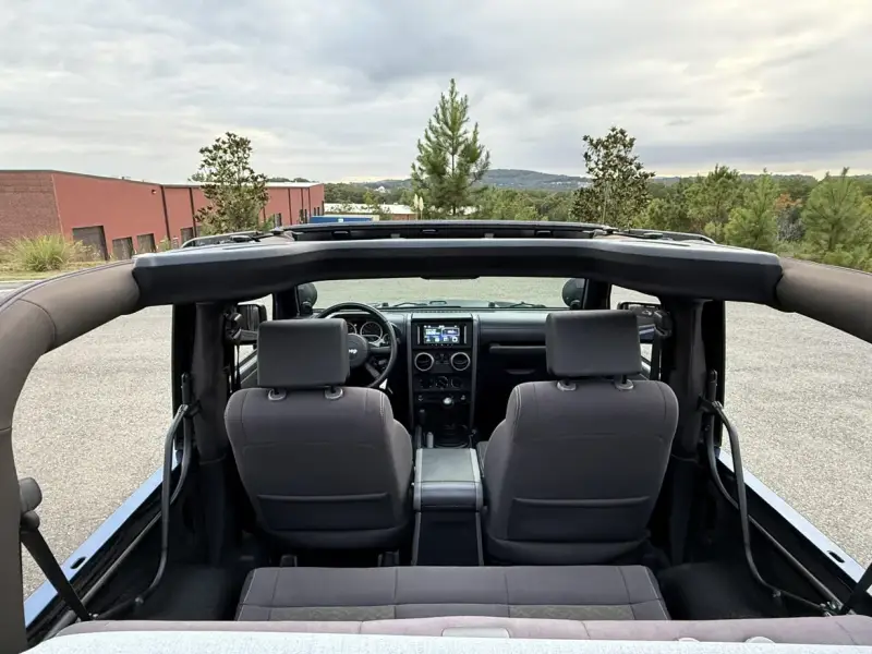 2010 Jeep Wrangler Sport S Mountain Edition photo 43