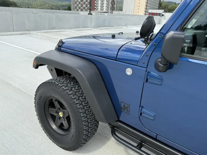 2010 Jeep Wrangler Sport S Mountain Edition photo 18