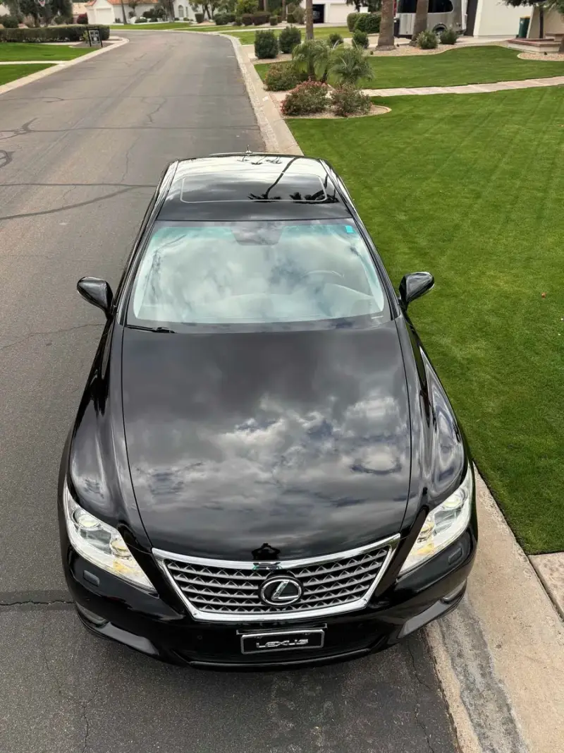 2011 Lexus LS460 Sport photo 6