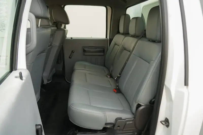 2014 Ford F-350 Super Duty XL photo 38