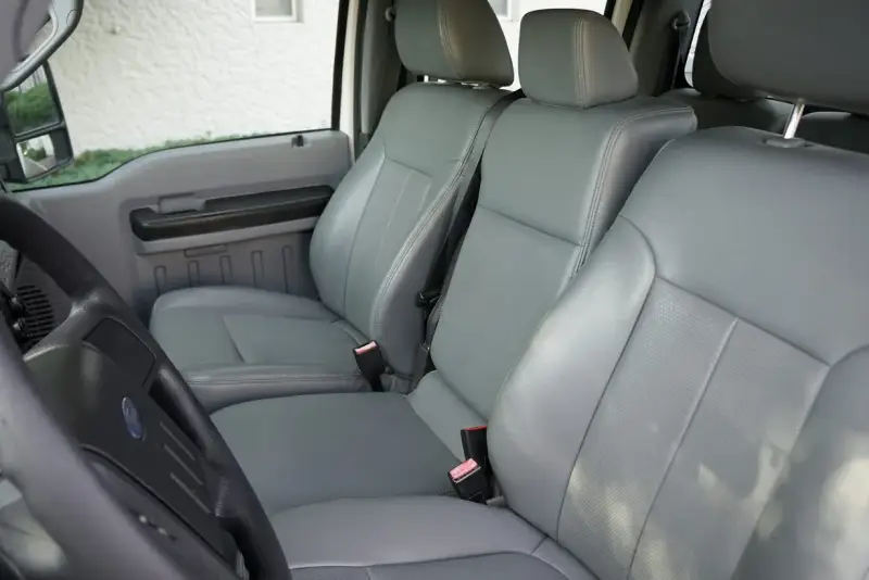 2014 Ford F-450 Super Duty XL photo 32
