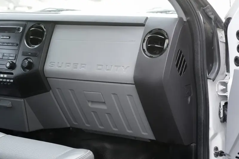 2014 Ford F-450 Super Duty XL photo 39