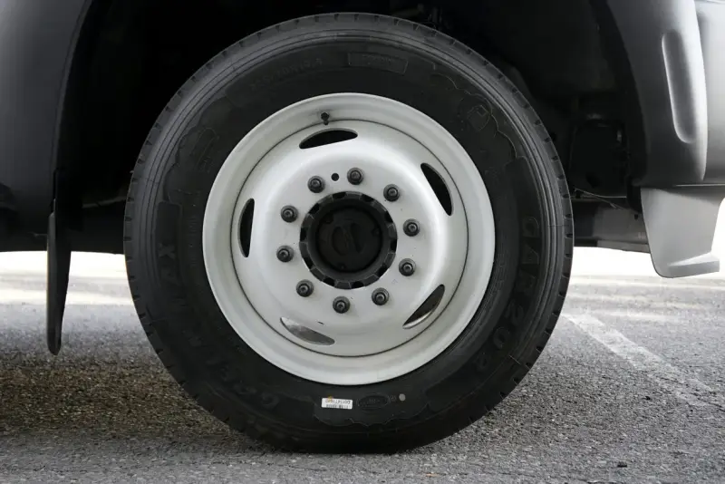 2014 Ford F-450 Super Duty XL photo 27