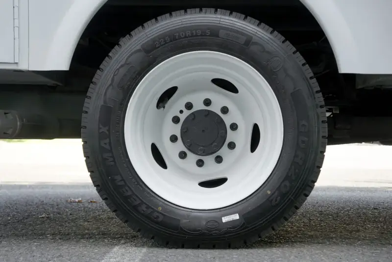 2014 Ford F-450 Super Duty XL photo 29