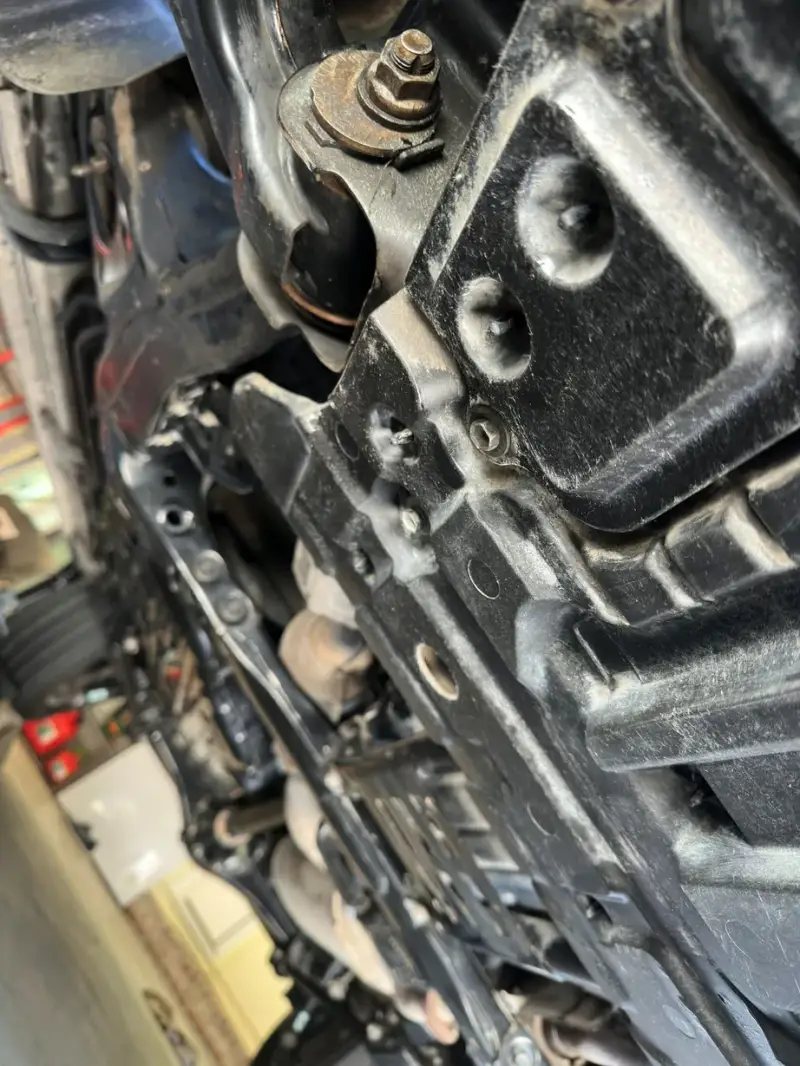 2014 Lexus LX570 photo 56