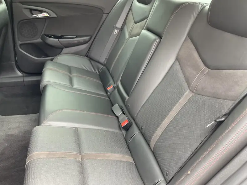 2016 Chevrolet SS Sedan photo 32