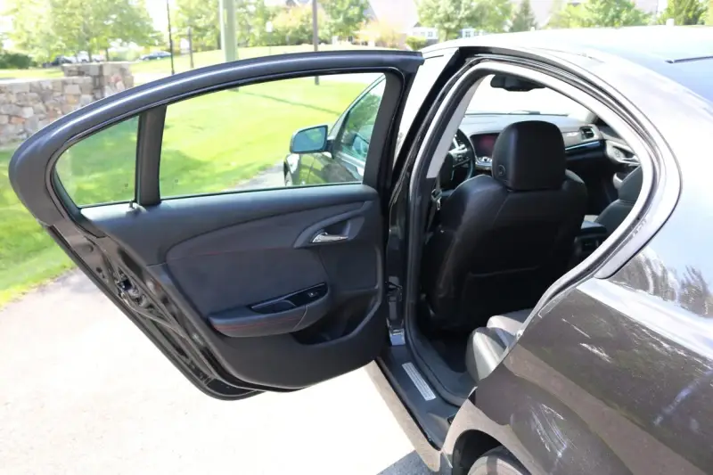 2016 Chevrolet SS Sedan 6-Speed photo 50