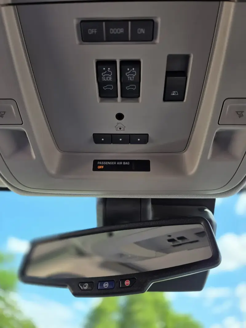 2018 GMC Sierra 1500 Denali Crew Cab photo 41