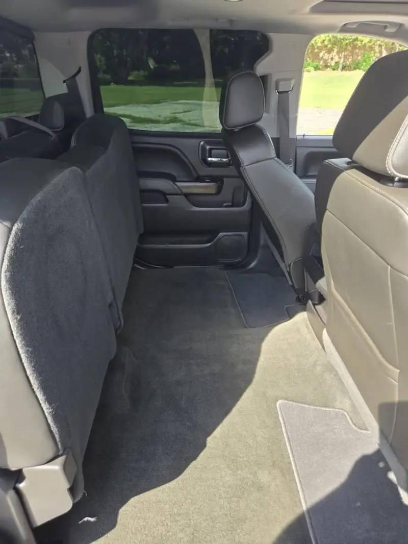2018 GMC Sierra 1500 Denali Crew Cab photo 39