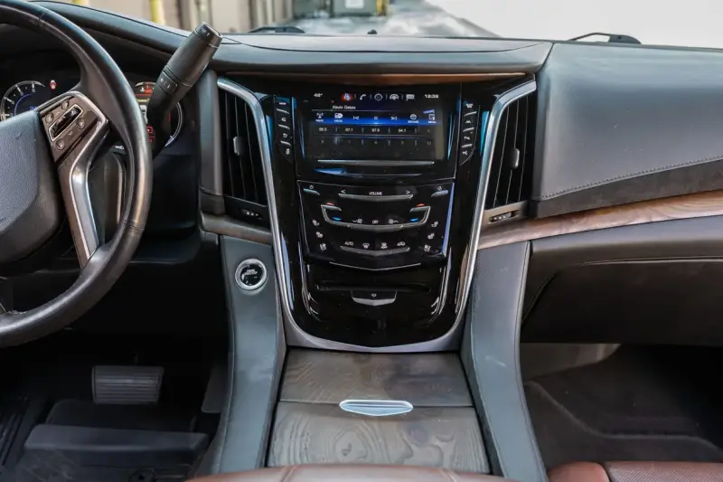 2019 Cadillac Escalade Luxury Hennessey HPE650 photo 32