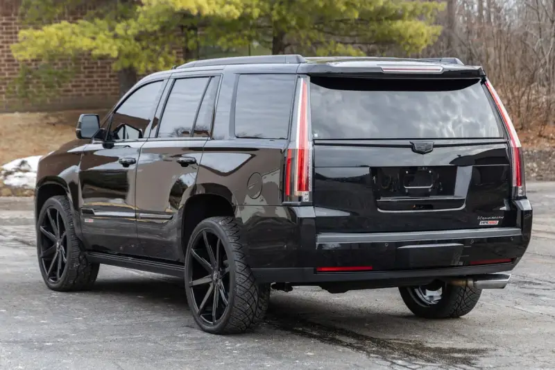 2019 Cadillac Escalade Luxury Hennessey HPE650 photo 7